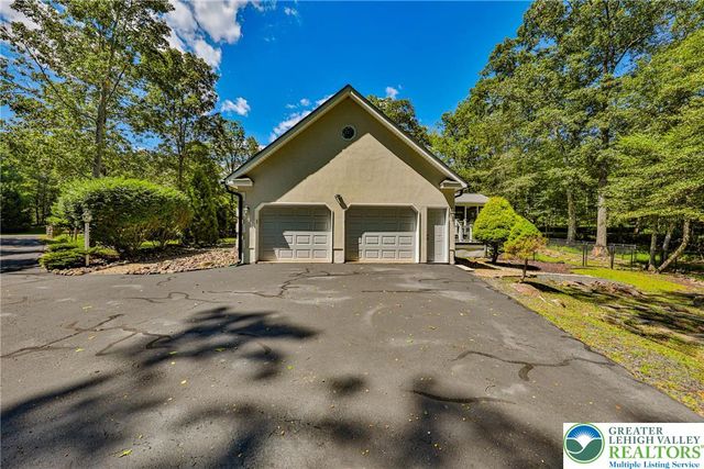 114 Hollow Drive, Jackson Twp, PA 18360