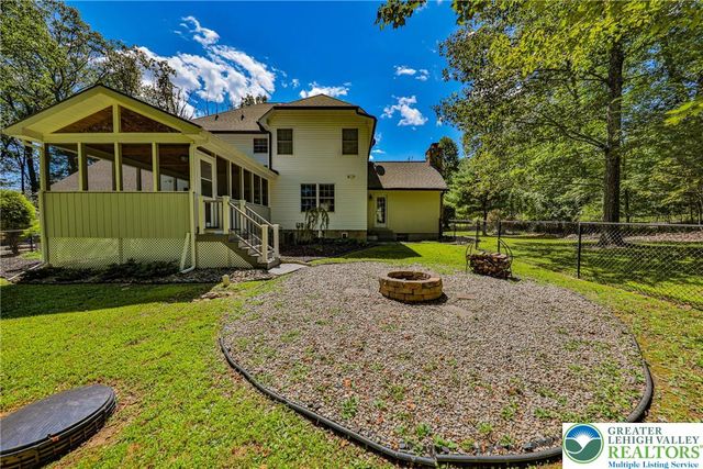 114 Hollow Drive, Jackson Twp, PA 18360
