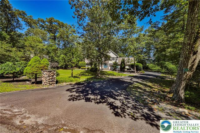 114 Hollow Drive, Jackson Twp, PA 18360