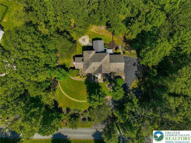 114 Hollow Drive, Jackson Twp, PA 18360
