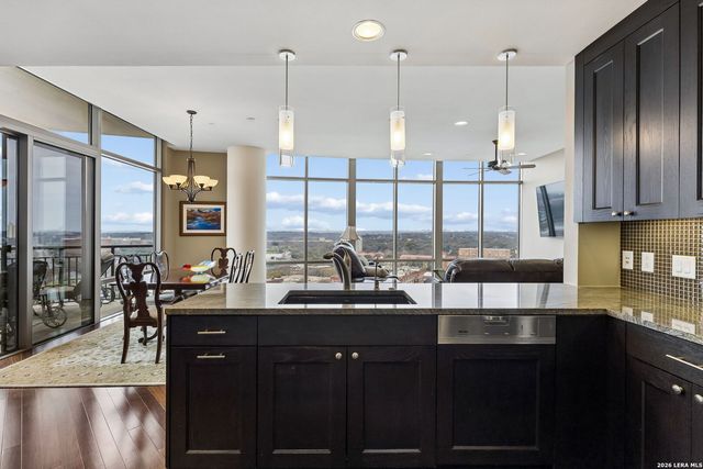 4242 Broadway Apt 1504, San Antonio, TX 78209