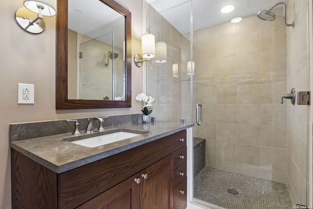 4242 Broadway Apt 1504, San Antonio, TX 78209