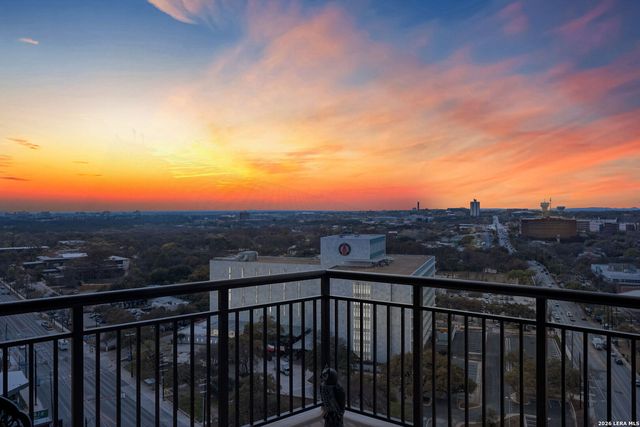 4242 Broadway Apt 1504, San Antonio, TX 78209