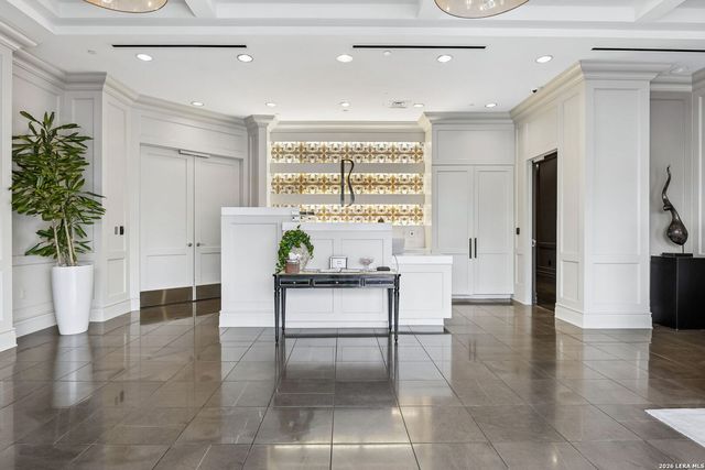 4242 Broadway Apt 1504, San Antonio, TX 78209