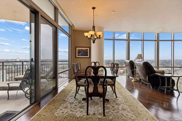 4242 Broadway Apt 1504, San Antonio, TX 78209