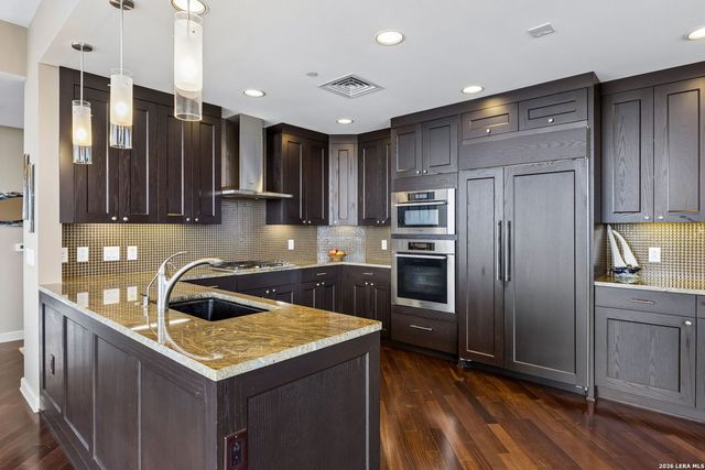 4242 Broadway Apt 1504, San Antonio, TX 78209