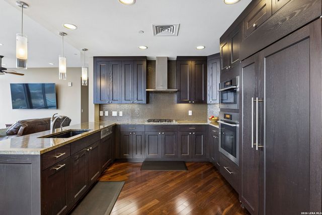 4242 Broadway Apt 1504, San Antonio, TX 78209