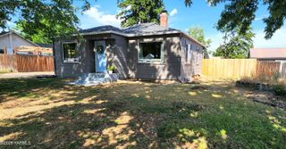 S 1105 31st Ave, Yakima, WA 98902