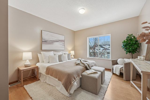 1213 Clarence Street, Saint Paul, MN 55106