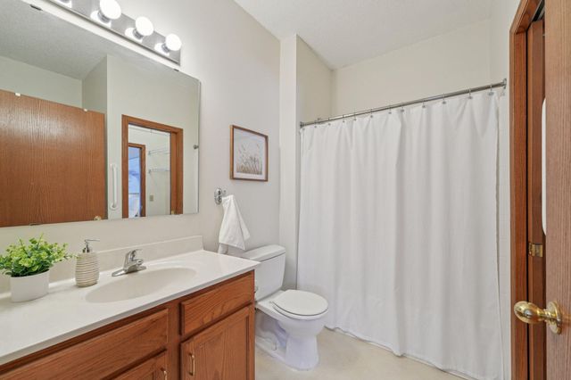 1213 Clarence Street, Saint Paul, MN 55106