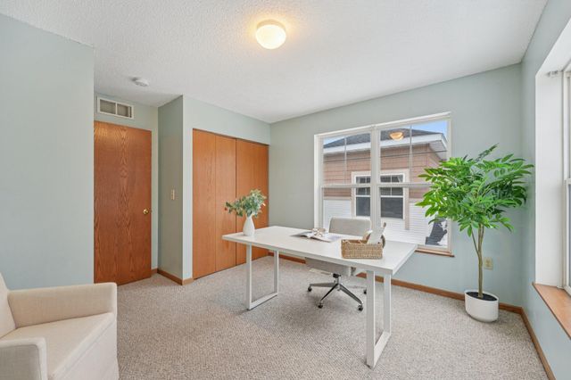 1213 Clarence Street, Saint Paul, MN 55106