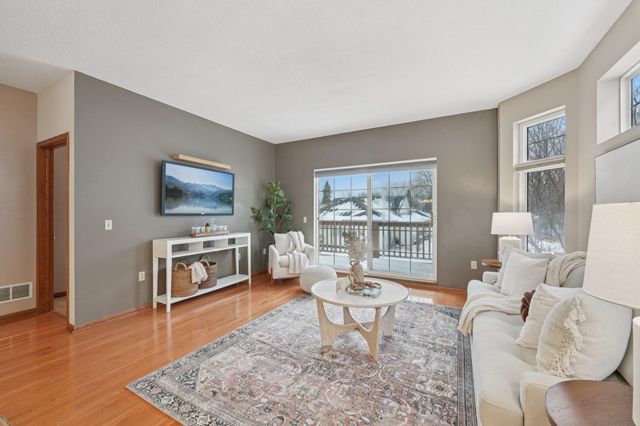 1213 Clarence Street, Saint Paul, MN 55106