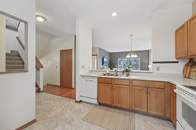 1213 Clarence Street, Saint Paul, MN 55106