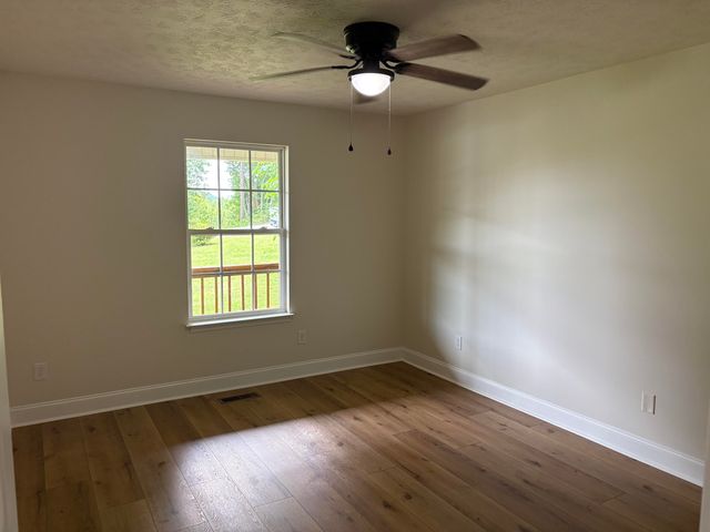 202 Skyline Heights, Lafayette, GA 30728