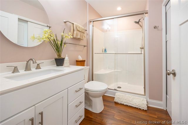 631 Kingsbury Court, Clarksville, IN 47129