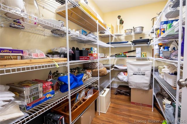 631 Kingsbury Court, Clarksville, IN 47129