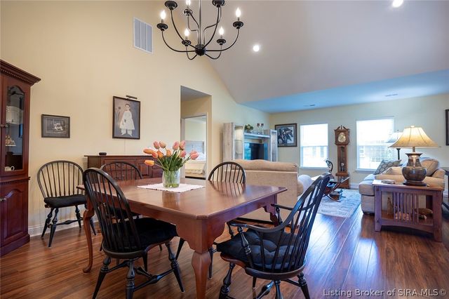 631 Kingsbury Court, Clarksville, IN 47129