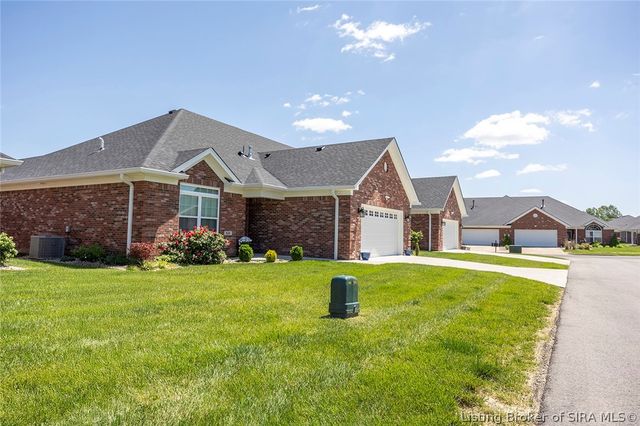 631 Kingsbury Court, Clarksville, IN 47129