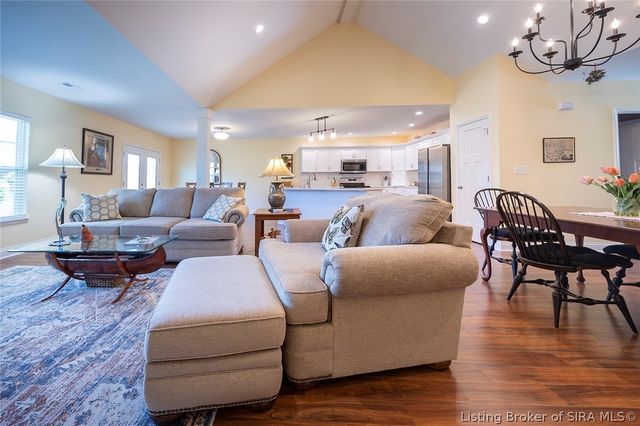 631 Kingsbury Court, Clarksville, IN 47129