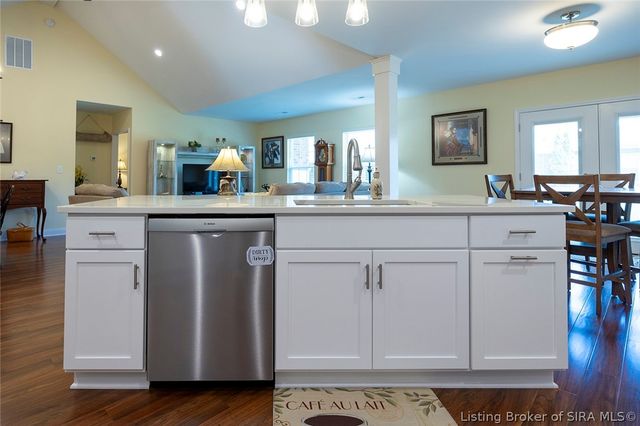 631 Kingsbury Court, Clarksville, IN 47129