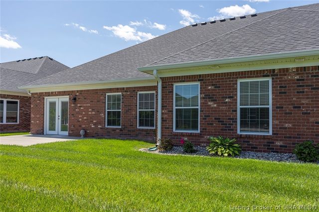 631 Kingsbury Court, Clarksville, IN 47129