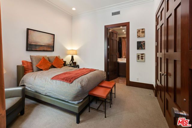 13947 Durham Road, Beverly Hills, CA 90210