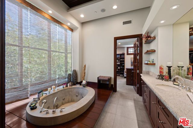 13947 Durham Road, Beverly Hills, CA 90210