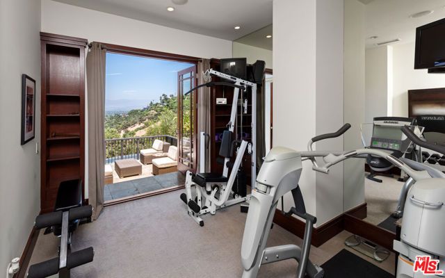 13947 Durham Road, Beverly Hills, CA 90210