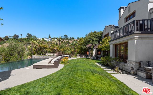 13947 Durham Road, Beverly Hills, CA 90210