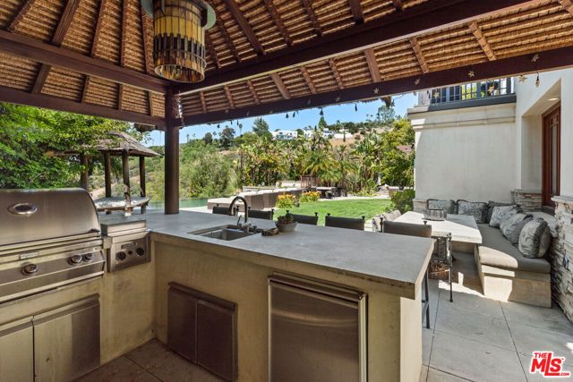 13947 Durham Road, Beverly Hills, CA 90210