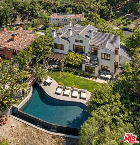 13947 Durham Road, Beverly Hills, CA 90210