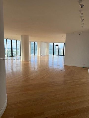 19707 Turnberry Way TS-4, Aventura, FL 33180