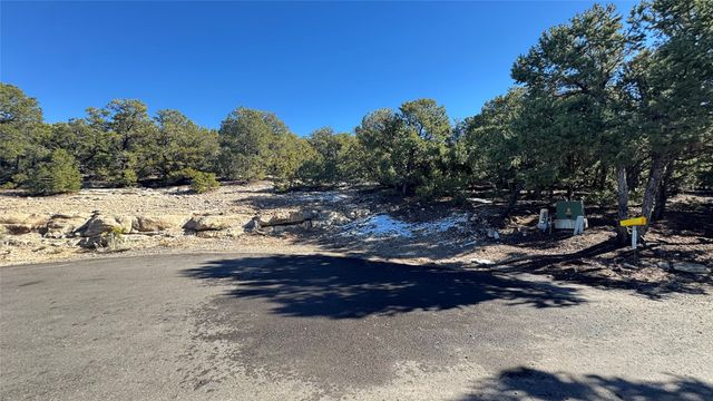 2351 Via Colibris, Santa Fe, NM 87501