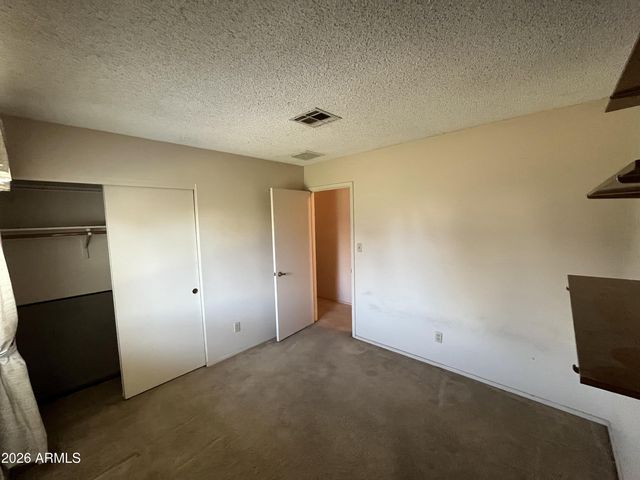 7957 W GLENROSA Avenue W, Phoenix, AZ 85033