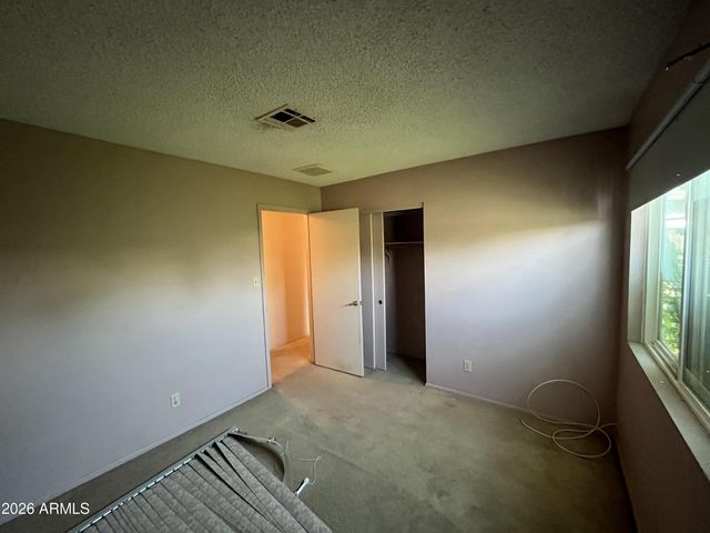 7957 W GLENROSA Avenue W, Phoenix, AZ 85033
