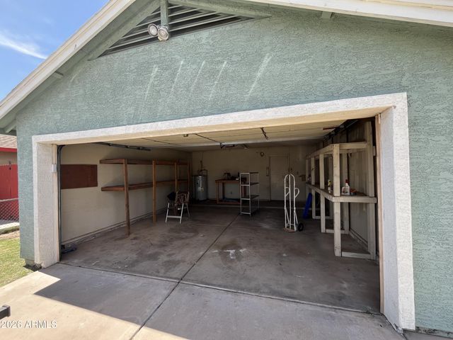 7957 W GLENROSA Avenue W, Phoenix, AZ 85033