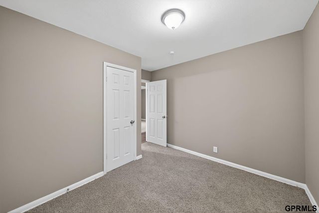 4237 Curtis Avenue, Omaha, NE 68111