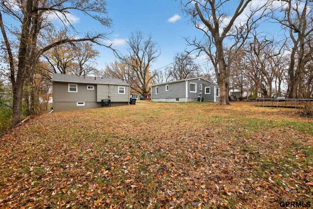 4237 Curtis Avenue, Omaha, NE 68111