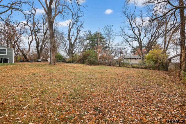 4237 Curtis Avenue, Omaha, NE 68111