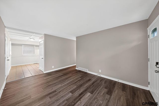 4237 Curtis Avenue, Omaha, NE 68111