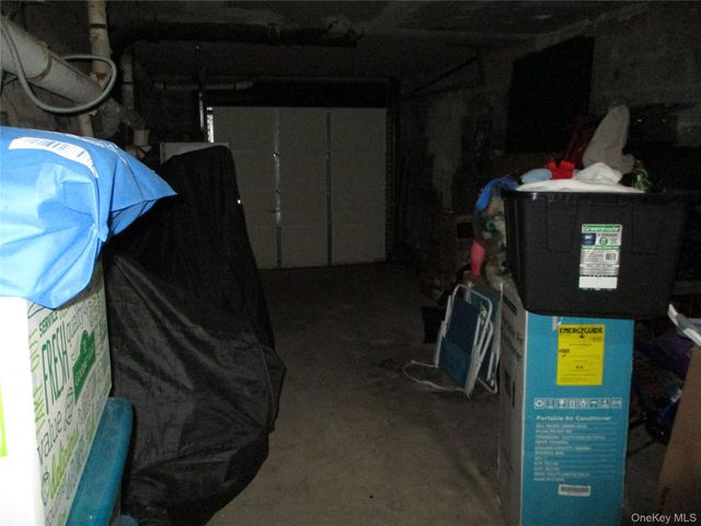 19 Acorn Road, East Rockaway, NY 11518