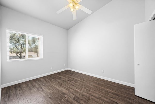 1455 N Alma School Road 11, Mesa, AZ 85201