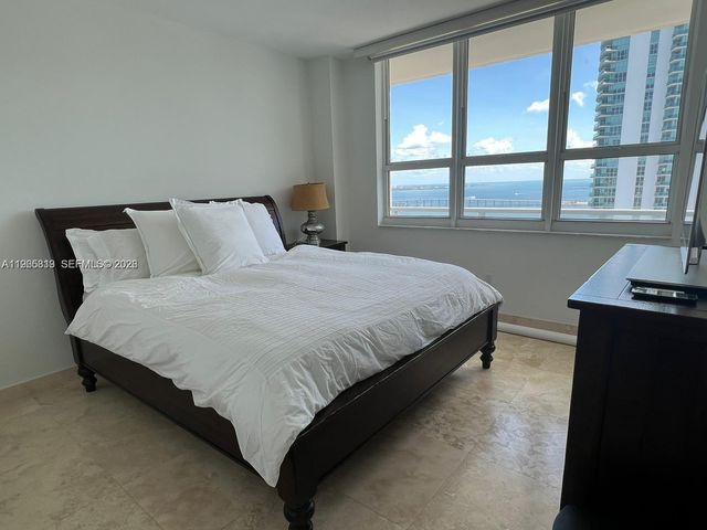 1155 Brickell Bay Dr PH105, Miami, FL 33131