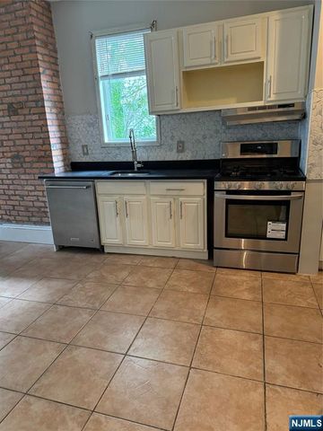 142 St Nicholas Avenue, Englewood, NJ 07631