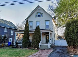142 St Nicholas Avenue, Englewood, NJ 07631