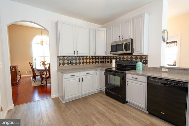 39 MISSION WAY, Barnegat, NJ 08005