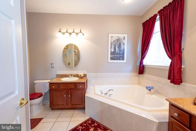 39 MISSION WAY, Barnegat, NJ 08005