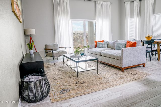 3853 Surmise Street, El Paso, TX 79938