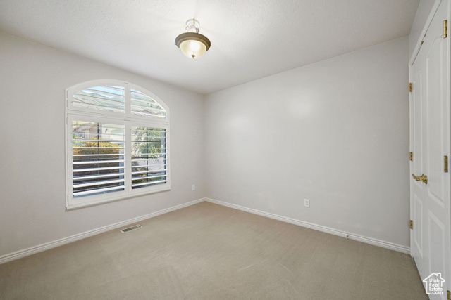 127 W HILL HAVEN DR, Perry, UT 84302