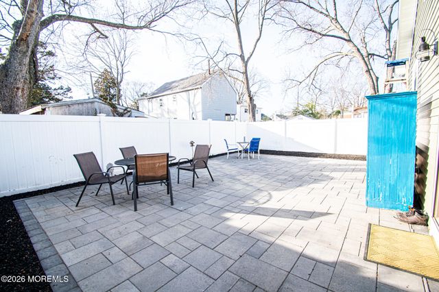 61 River Drive, Toms River, NJ 08753